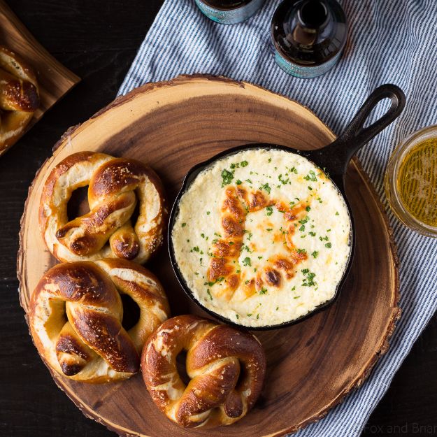 Best Recipes Made With Beer - Soft Beer Pretzels With Beer Cheese Dip - Easy Dinner, Lunch and Snack Recipe Ideas Made With Beer - Food for the Slow Cooker and Crockpot, Meat and Chicken Dishes, Appetizers, Homemade Pretzels, Summer BBQ Sauces and PArty Food Ideas 