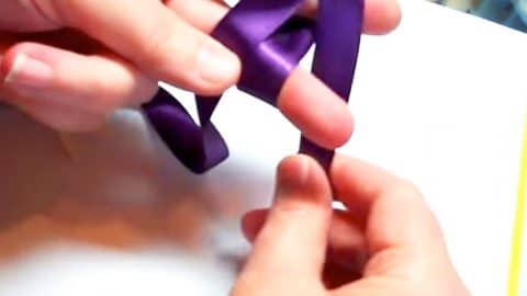 She Wraps Ribbon Around Her Fingers And What She Does Will Surprise You! | DIY Joy Projects and Crafts Ideas