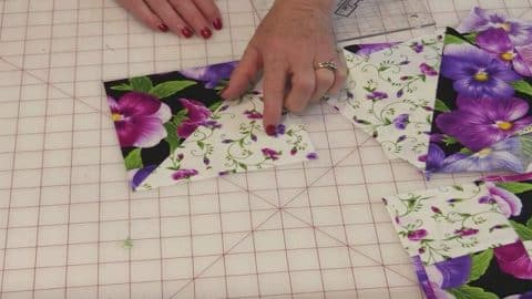 Simply Cut Squares And Long Strips To Make This Simple Pansy Quilt | DIY Joy Projects and Crafts Ideas