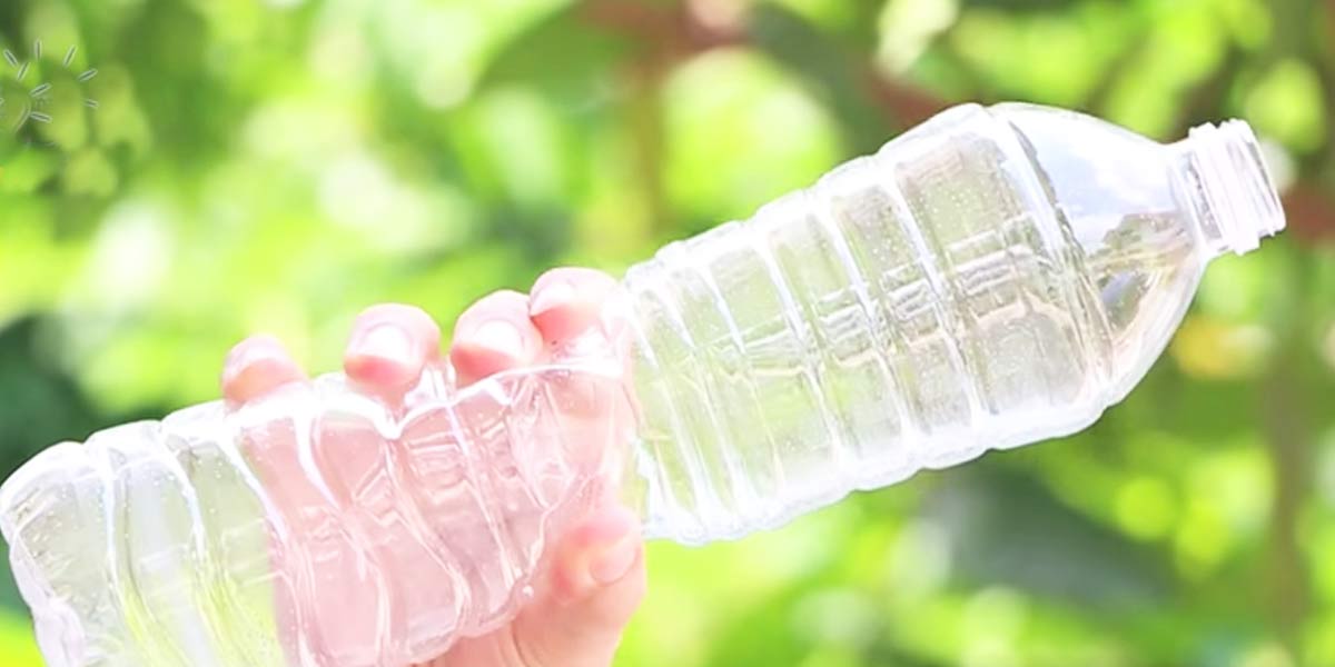 If You Told Me All The Things You Could Do With Plastic Bottles I Wouldn’t Believe It | DIY Joy Projects and Crafts Ideas