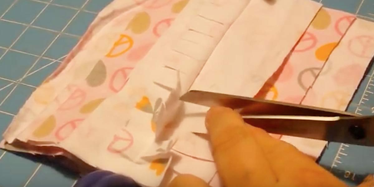 She Uses Scrap Fabrics To Make This Item No One Should Be Without In Their Home. Watch! | DIY Joy Projects and Crafts Ideas