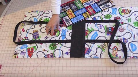 Sew This Travel Organizer That Grows When You Need Space! | DIY Joy Projects and Crafts Ideas