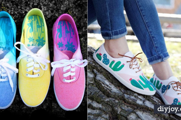 DIY Ideas for Tennis Shoes and Sneakers - Fun Projects to Decorate, Update and Style Your High Tops, Keds, Canvas Shoes, Chuck Taylors, White Converse and All Star - Tips, Tutorials, Free Pattern and Step by Step Tutorial - Sparkle, Glitter, Paint, Stencil Tie Dye - Cool Christmas Gifts and Presents and Homemade Gifts for Adults, Teens and Kids