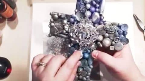 She Glues Buttons On A Cross And Puts It On A Canvas That She Geniously Decorates! | DIY Joy Projects and Crafts Ideas