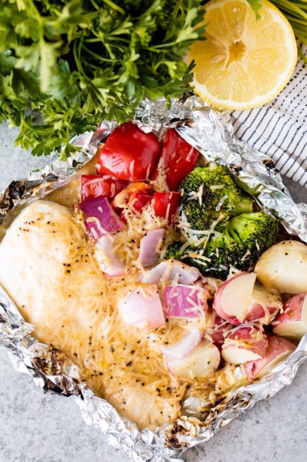 Tin Foil Camping Recipes - Cheesy Ranch Chicken Foil Packets - DIY Tin Foil Dinners, Ideas for Camping Trips and On Grill. Hamburger, Chicken, Healthy, Fish, Steak , Easy Make Ahead Recipe Ideas for the Campfire. Breakfast, Lunch, Dinner and Dessert, Snacks all Wrapped in Foil for Quick Cooking #camping #tinfoilrecipes #campingrecipes