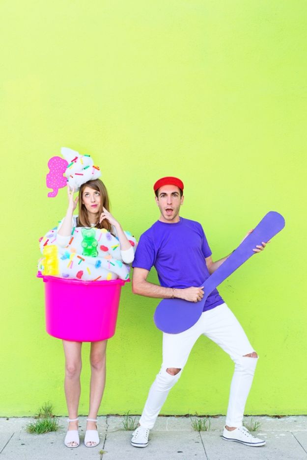 DIY Halloween Costumes for Couples - DIY Fro-yo Costume - Funny, Creative and Scary Ideas for Parties, College Party - Unique and Cute Project Idea for Disney Characters, Superhero, Movie Themes, Bonnie and Clyde, Homemade Costume Projects for Boyfriends - Quick Last Minutes Halloween Costume Ideas from Pinterest #halloween #halloweencostumes