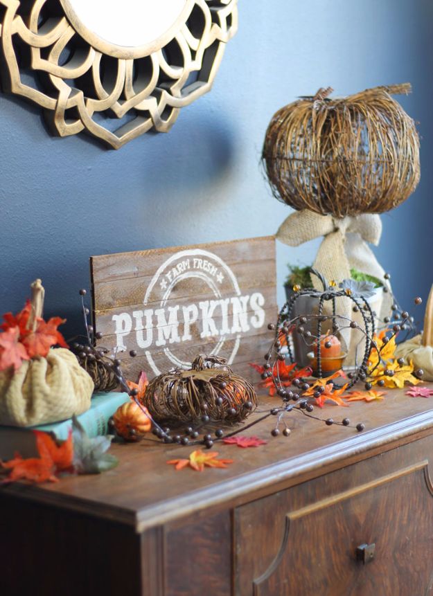 Best Crafts for Fall - DIY Vintage Fall Pallet Sign - DIY Mason Jar Ideas, Dollar Store Crafts, Rustic Pumpkin Ideas, Wreaths, Candles and Wall Art, Centerpieces, Wedding Decorations, Homemade Gifts, Craft Projects with Leaves, Flowers and Burlap, Painted Art, Candles and Luminaries for Cool Home Decor - Quick and Easy Projects With Step by Step Tutorials and Instructions 