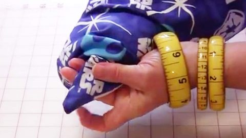 She Uses Some of Her Scrap Fabrics By Making An Item That Pet Owners Need. Watch! | DIY Joy Projects and Crafts Ideas