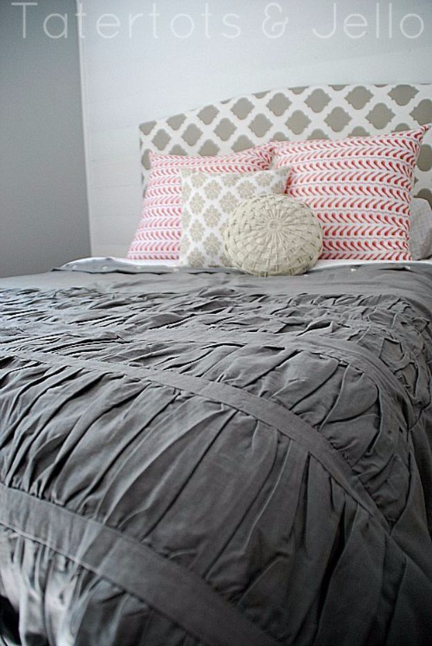 DIY Duvet Covers - Duvet Cover Out Of A Shower Curtain - Easy Sewing Projects and No Sew Ideas for Duvets - Cheap Bedroom Decor Ideas on A Budget - How To Sew A Duvet Cover and Bedding Tutorial - Creative Covers for Bed - Quick Projects for Making Designer Duvets - Awesome Home Decor Ideas and Crafts #duvet #diybedroom #roomdecor #sewingideas