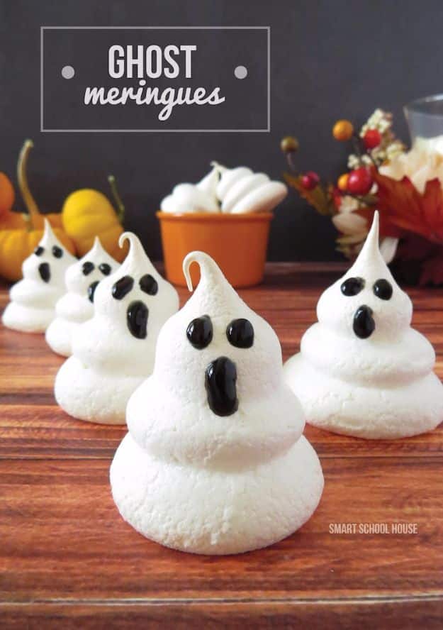 Best Halloween Party Snacks - Ghost Meringues - Healthy Ideas for Kids for School, Teens and Adults - Easy and Quick Recipes and Idea for Dips, Chips, Spooky Cookies and Treats - Appetizers and Finger Foods Made With Vegetables, No Candy, Cheap Food, Scary DIY Party Foods With Step by Step Tutorials #halloween #halloweenrecipes #halloweenparty