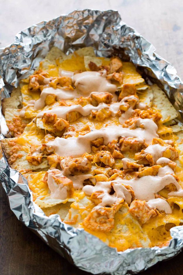 Tin Foil Camping Recipes - Grilled Chicken Nachos - DIY Tin Foil Dinners, Ideas for Camping Trips and On Grill. Hamburger, Chicken, Healthy, Fish, Steak , Easy Make Ahead Recipe Ideas for the Campfire. Breakfast, Lunch, Dinner and Dessert, Snacks all Wrapped in Foil for Quick Cooking #camping #tinfoilrecipes #campingrecipes