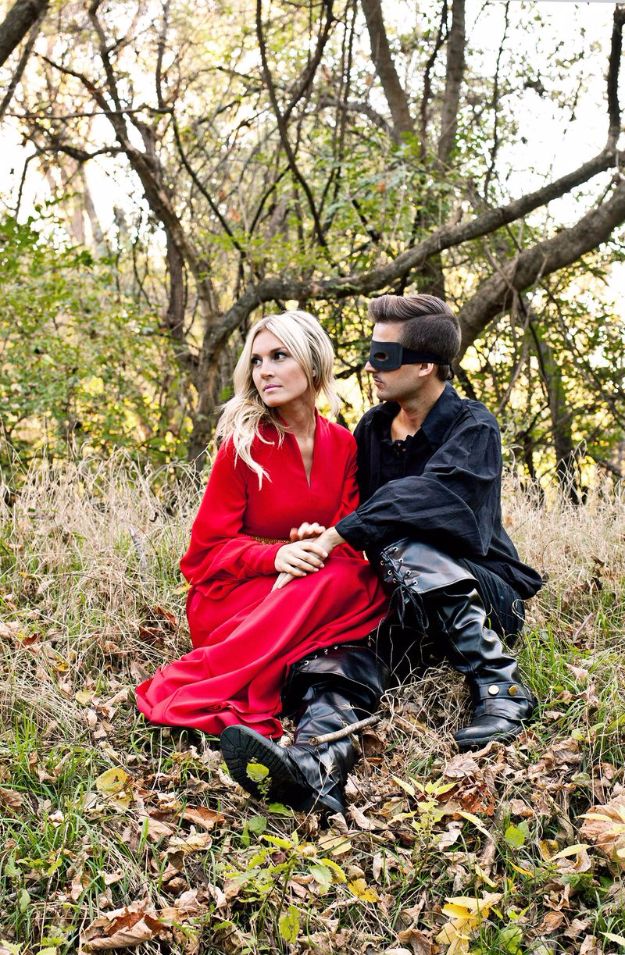 DIY Halloween Costumes for Couples - Princess Bride - Funny, Creative and Scary Ideas for Parties, College Party - Unique and Cute Project Idea for Disney Characters, Superhero, Movie Themes, Bonnie and Clyde, Homemade Costume Projects for Boyfriends - Quick Last Minutes Halloween Costume Ideas from Pinterest #halloween #halloweencostumes