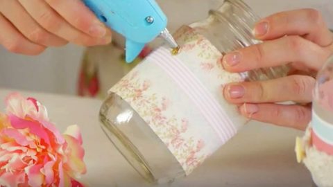 She Puts Scrapbook Paper On A Mason Jar, Then What She Adds Is The Icing On The Cake! | DIY Joy Projects and Crafts Ideas
