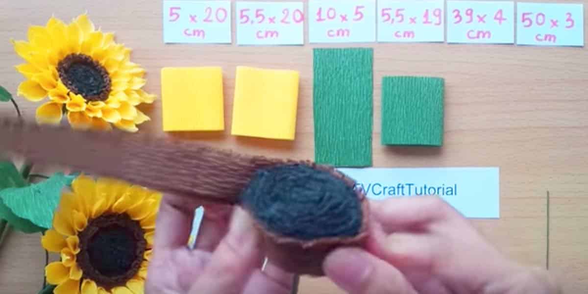 She Cuts Black Crepe Paper And Wraps Brown For An Incredibly Real Looking Sunflower! | DIY Joy Projects and Crafts Ideas