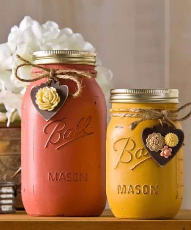Best Mason Jar Crafts for Fall - Vintage Inspired Mason Jars - DIY Mason Jar Ideas for Centerpieces, Wedding Decorations, Homemade Gifts, Craft Projects with Leaves, Flowers and Burlap, Painted Art, Candles and Luminaries for Cool Home Decor 