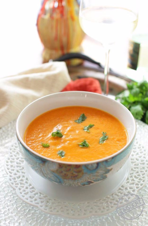 Easy Dinner Ideas for One - Curried Carrot Soup For One - Quick, Fast and Simple Recipes to Make for a Single Person - Freeze and Make Ahead Dinner Recipe Tips for Best Weeknight Dinners for Singles - Chicken, Fish, Vegetable, No Bake and Vegetarian Options - Crockpot, Microwave, Healthy, Lowfat Options 