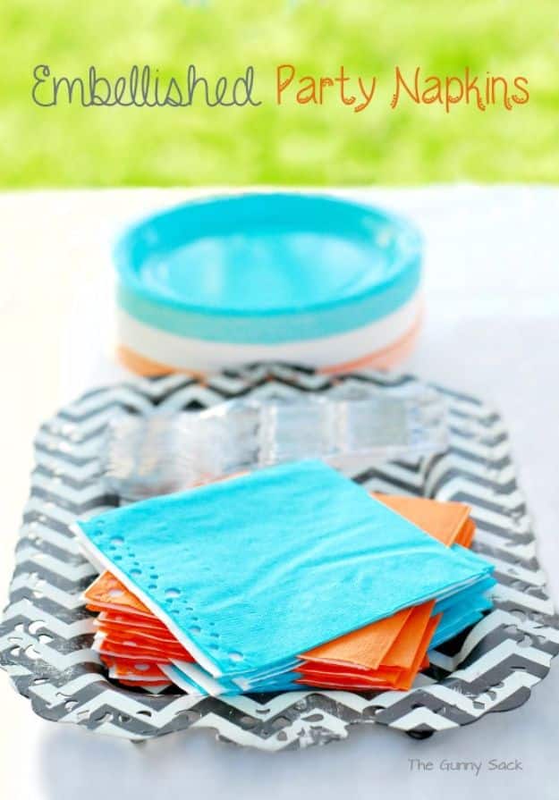 DIY Napkins and Placemats - DIY Embellished Party Napkins - Easy Sewing Projects, Cute No Sew Ideas and Creative Ways To Make a Napkin or Placemat - Quick DIY Gift Ideas for Friends, Family and Awesome Home Decor - Cheap Do It Yourself Kitchen Decor - Simple Wedding Gifts You Can Make On A Budget 
