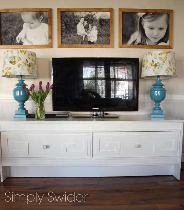 DIY Media Consoles and TV Stands - DIY Greek Key Console - Make a Do It Yourself Entertainment Center With These Easy Step By Step Tutorials - Easy Farmhouse Decor Media Stand for Television - Free Plans and Instructions for Building and Painting Your Own DIY Furniture - IKEA Hacks for TV Stand Idea - Quick and Easy Ways to Decorate Your Home On A Budget #diyhomedecor