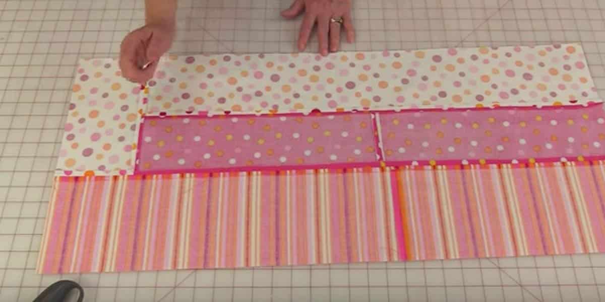 She Puts Two Rectangles Together And Makes An Item That We Can All Use! | DIY Joy Projects and Crafts Ideas