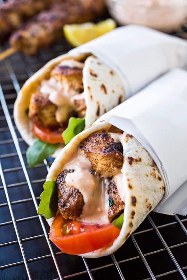 Back to School Lunch Ideas - Grilled Lemon Chicken Flatbread Wraps - Quick Snacks, Lunches and Homemade Lunchables - Bento Box Style Lunch for People in A Hurry - Fast Lunch Recipes to Pack Ahead - Healthy Ideas for Kids, Teens and Adults 