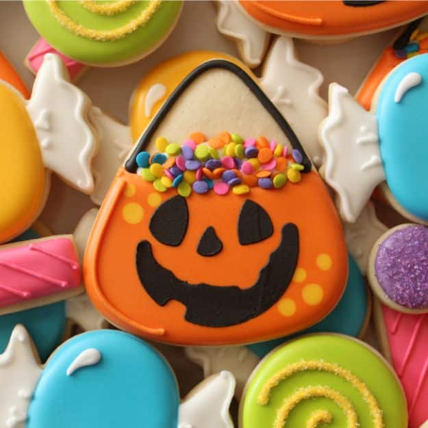 35 Halloween Cookie Recipes And Decorating Ideas