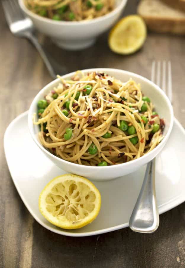 Easy Dinner Ideas for One - Lighter Spaghetti Pea Carbonara - Quick, Fast and Simple Recipes to Make for a Single Person - Freeze and Make Ahead Dinner Recipe Tips for Best Weeknight Dinners for Singles - Chicken, Fish, Vegetable, No Bake and Vegetarian Options - Crockpot, Microwave, Healthy, Lowfat Options 