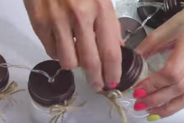 Mini Mason Jar String Lights Tutorial