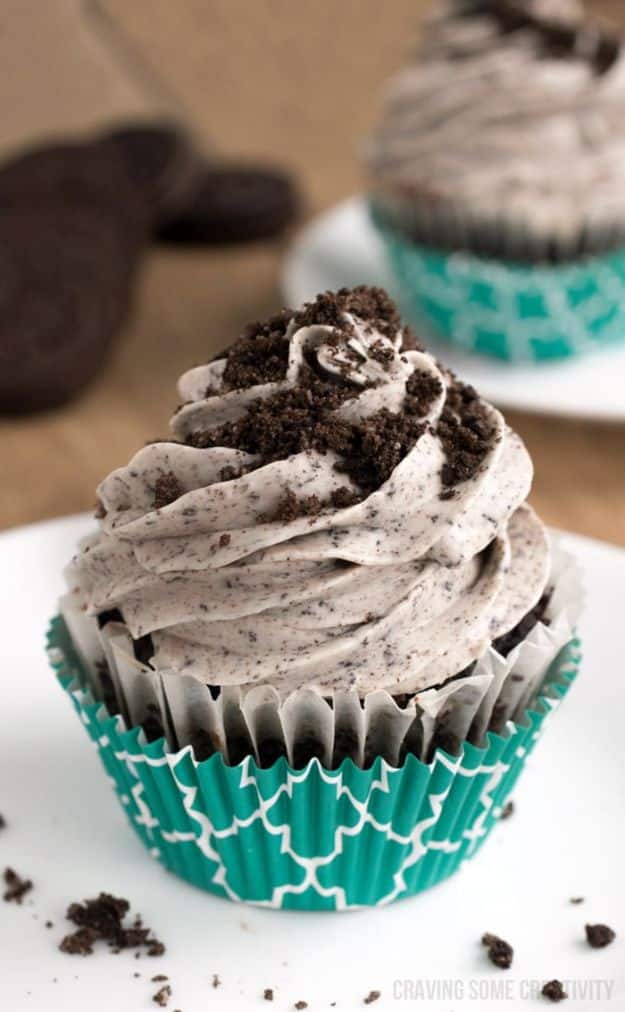 Cool Cupcake Decorating Ideas - Oreo Cream Cheese Frosting - Easy Ways To Decorate Cute, Adorable Cupcakes - Quick Recipes and Simple Decorating Tips With Icing, Candy, Chocolate, Buttercream Frosting and Fruit kids birthday party ideas cake