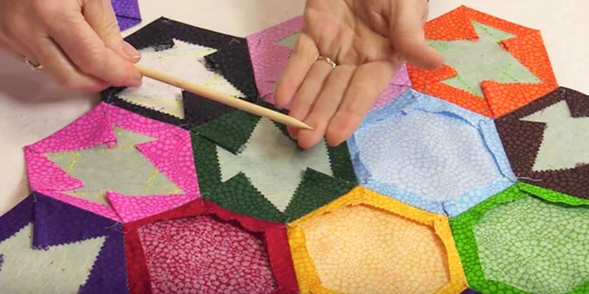 She Wraps Fabric Around A Piece Of Cardboard And What She Makes Is So Beautiful! | DIY Joy Projects and Crafts Ideas