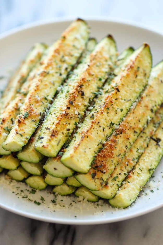 Healthy Thanksgiving Recipes - Baked Parmesan Zucchini - Low fat Versions of Your Favorite Holiday Recipe for Turkey, Stuffing, Gravy, Pie and Desserts, Appetizers, Vegetables and Side Dishes like Spinach, Broccoli, Cranberries, Mashed Potatoes, Sweet Potatoes and Green Beans - Easy and Quick Last Minute Thanksgiving Recipes for Low Carb, Low Fat and Clean Eating Diet 