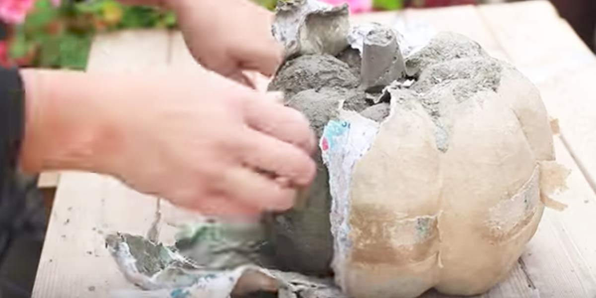 She Pours Concrete Into A Pumpkin Mold And Makes The Coolest Pumpkins For Her Porch! | DIY Joy Projects and Crafts Ideas