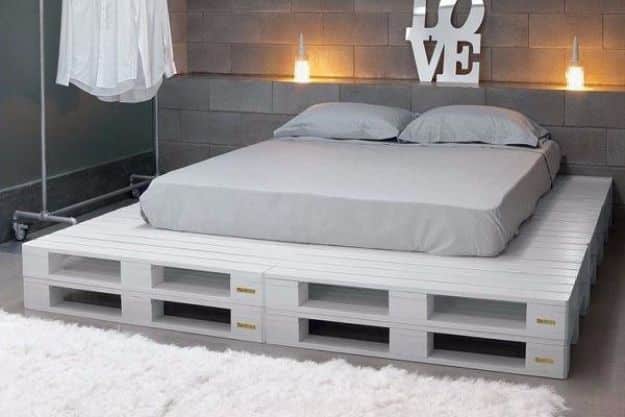 DIY Platform Beds - DIY Chic White Platform Pallet Bed - Easy Do It Yourself Bed Projects - Step by Step Tutorials for Bedroom Furniture - Learn How To Make Twin, Full, King and Queen Size Platforms - With Headboard, Storage, Drawers, Made from Pallets - Cheap Ideas You Can Make on a Budget 
