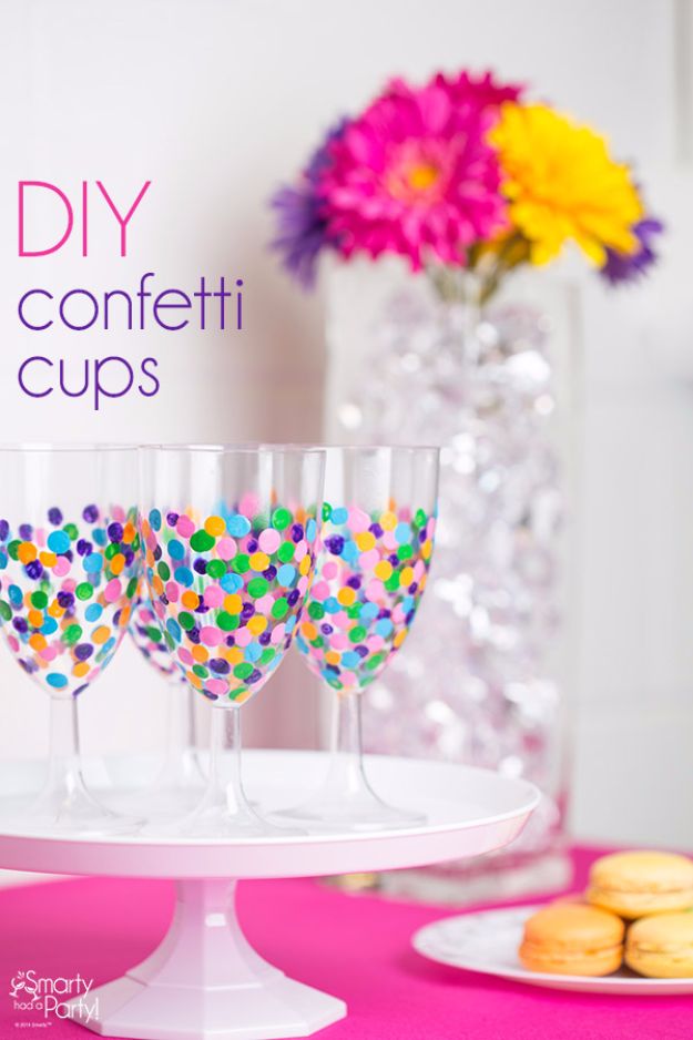 Last Minute Christmas Gifts - DIY Confetti Cups - Quick DIY Gift Ideas and Easy Christmas Presents To Make for Mom, Dad, Family and Friends - Dollar Store Crafts and Cheap Homemade Gifts 