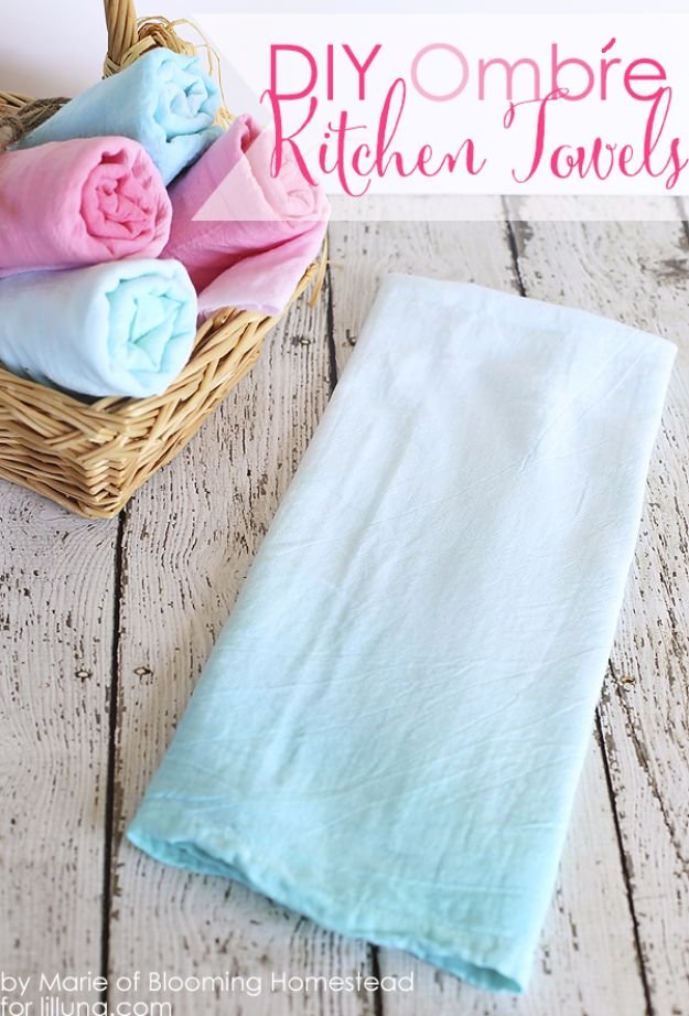 Last Minute Christmas Gifts - DIY Ombre Kitchen Towels - Quick DIY Gift Ideas and Easy Christmas Presents