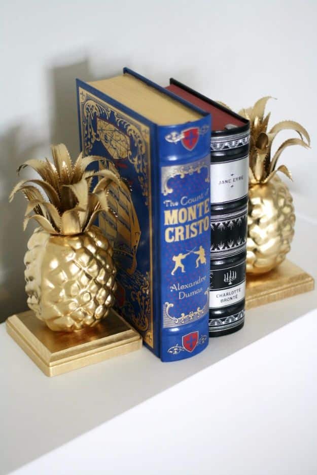 Cheap DIY Gifts and Inexpensive Homemade Christmas Gift Ideas for People on A Budget - Easy Pineapple DIY Bookends - To Make These Cool Presents Instead of Buying for the Holidays - Easy and Low Cost Gifts for Mom, Dad, Friends and Family - Quick Dollar Store Crafts and Projects for Xmas Gift Giving #gifts #diy