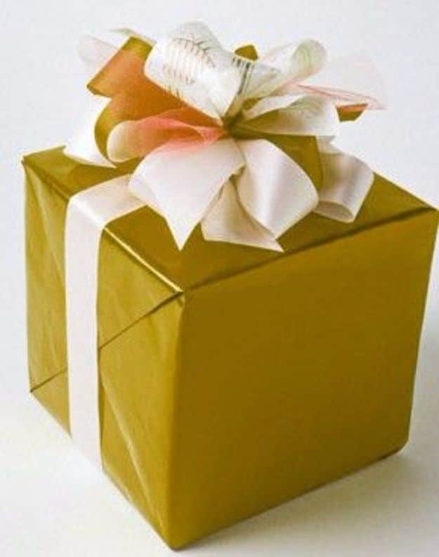 Creative Bows For Packages - Layered Bow - Make DIY Bows for Christmas Presents and Holiday Gifts - Cute and Easy Ideas for Making Your Own Bows and Ribbons - Step by Step Tutorials and Instructions for Tying A Bow - Cheap and Crafty Gift Wrapping Ideas on A Budget #diy #gifts #giftwrapping #christmasgifts