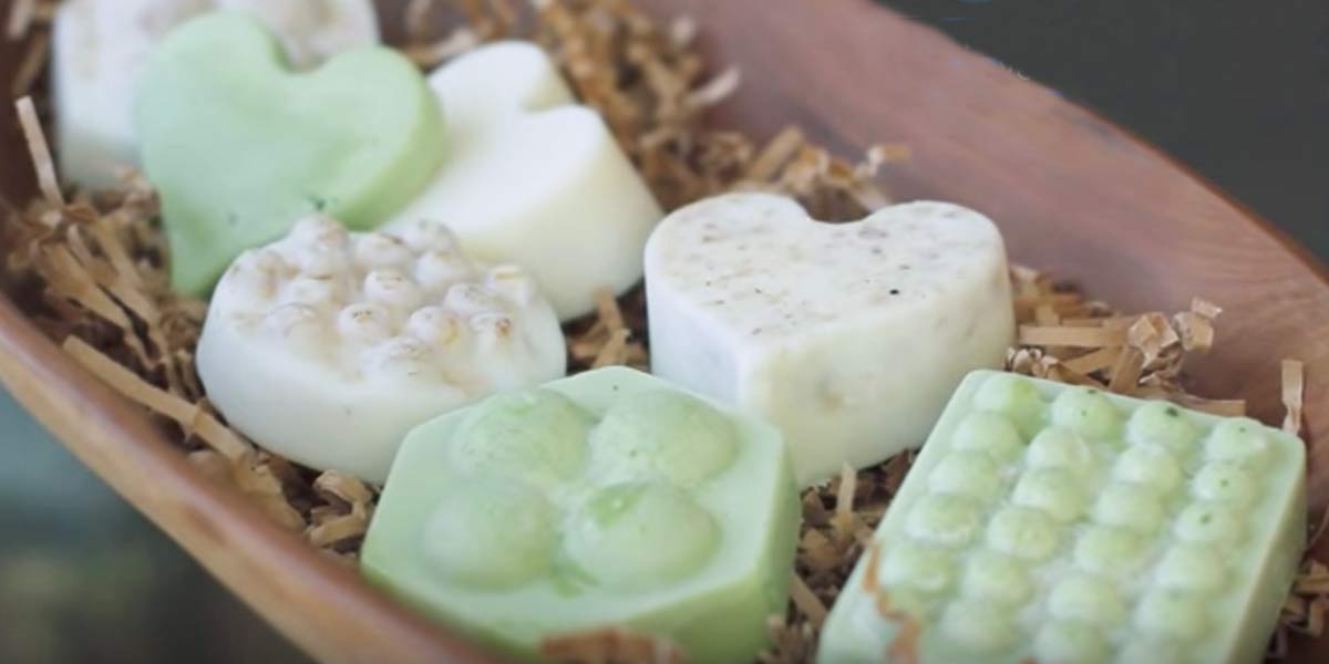 She Melts Soy Wax And A Couple Other Items For A Body Bar That Makes Your Skin So Soft! | DIY Joy Projects and Crafts Ideas