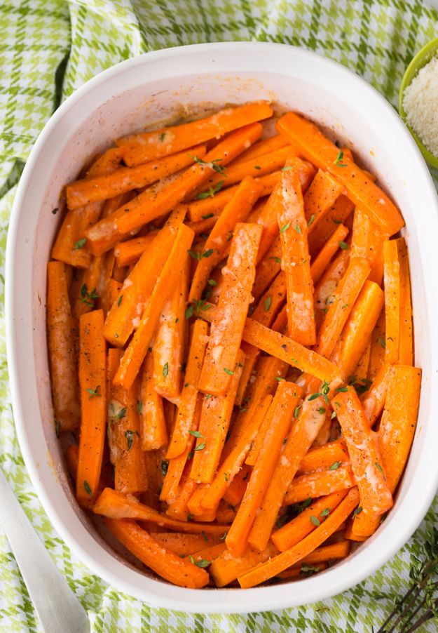 Best Thanksgiving Side Dishes - Parmesan Roasted Carrots - Easy Make Ahead and Crockpot Versions of the Best Thanksgiving Recipes #thanksgiving #recipes