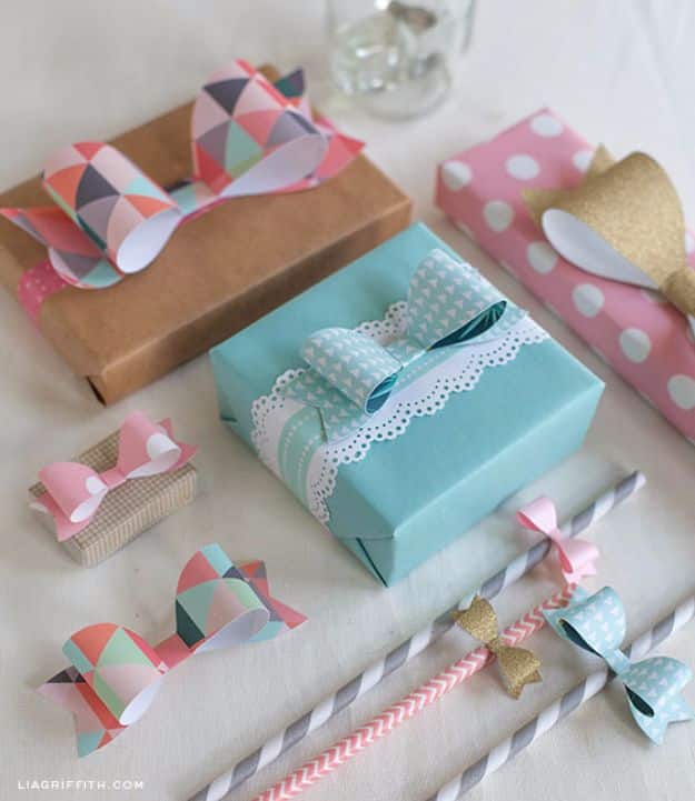 50 Creative DIY Bows To Make For Christmas Packages