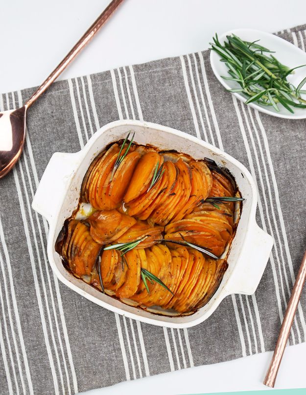 Healthy Thanksgiving Recipes - Roasted Hasselback Sweet Potatoes - Low fat Versions of Your Favorite Holiday Recipe for Turkey, Stuffing, Gravy, Pie and Desserts, Appetizers, Vegetables and Side Dishes like Spinach, Broccoli, Cranberries, Mashed Potatoes, Sweet Potatoes and Green Beans - Easy and Quick Last Minute Thanksgiving Recipes for Low Carb, Low Fat and Clean Eating Diet 