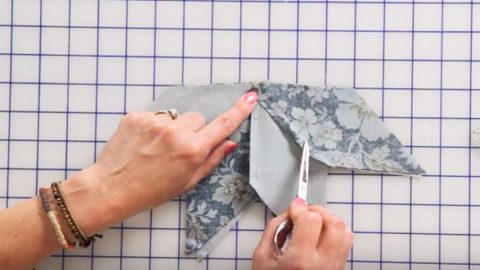 Being A Beginner At Quilting She Couldn’t Believe How Easy This Was To Make! | DIY Joy Projects and Crafts Ideas