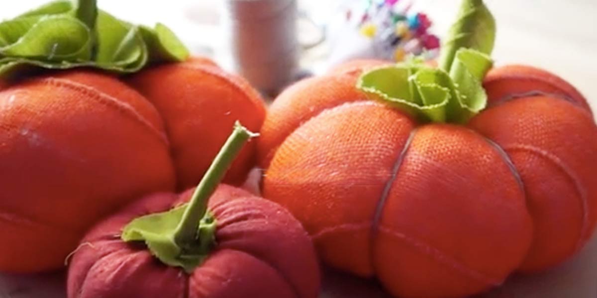 How to Make Stuffed Fabric Pumpkins | DIY Joy Projects and Crafts Ideas