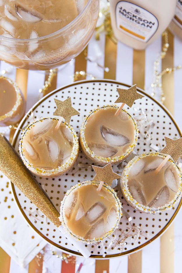 Best Drink Recipes for New Years Eve - Salted Caramel Iced Coffee Cocktail - Creative Cocktails, Drinks, Champagne Toasts, and Punch Mixes for A New Year's Eve Party - Ideas for Serving, Glasses, Fun Ideas for Shots and Cocktails - Easy Vodka Recipes, Non Alcoholic, Whisky Rum and Party Punches #newyearseve