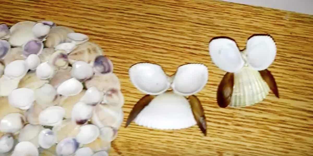 She Glues Shells On A CD And What She Does Next Makes For The Cutest Beach Decor! | DIY Joy Projects and Crafts Ideas