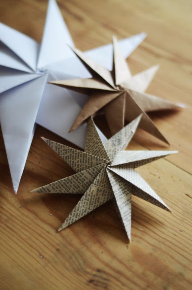 New Years Eve Decor Ideas - Star Origami - DIY New Year's Eve Decorations - Cheap Ideas for Banners, Balloons, Party Tables, Centerpieces and Festive Streamers and Lights - Cool Placecards, Photo Backdrops, Party Hats, Party Horns and Champagne Glasses - Cute Invitations, Games and Free Printables #diy #newyearseve #parties