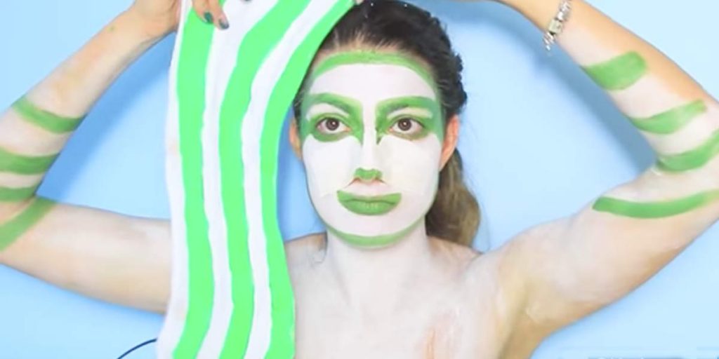 DIY Halloween Costume Tutorial - Starbucks Mermaid 