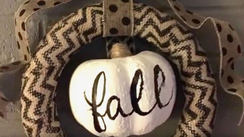 Pumpkin Fall Wreath Made With Dollar Store Supplies | DIY Joy Projects and Crafts Ideas