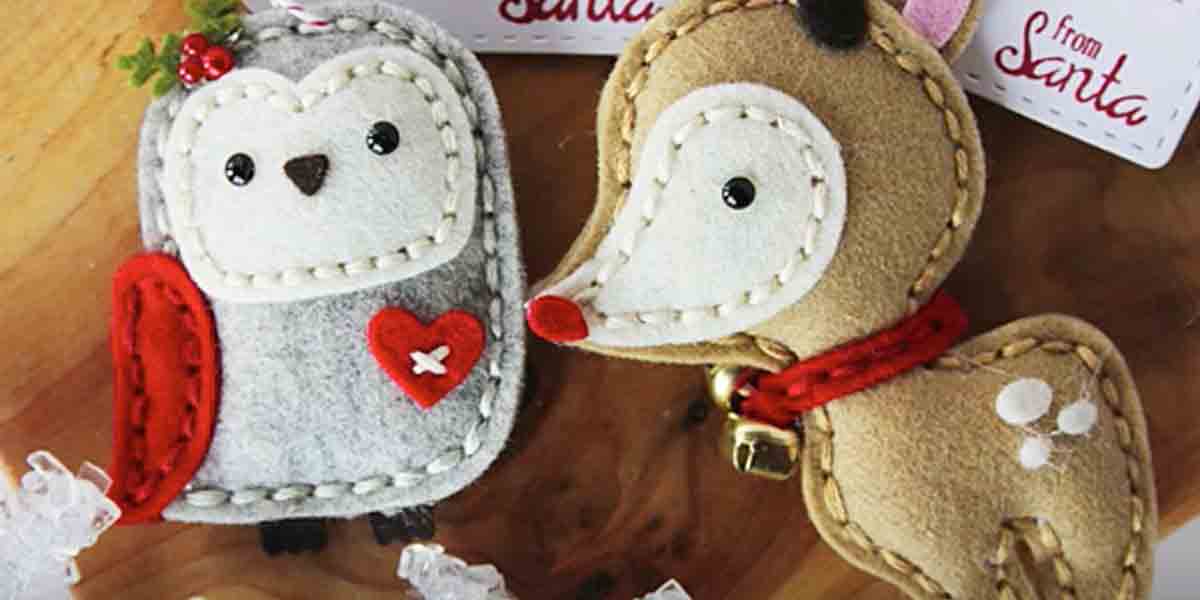 She Makes These Adorable Felt Ornaments And Uses Them Along With Her Gift Tags! | DIY Joy Projects and Crafts Ideas