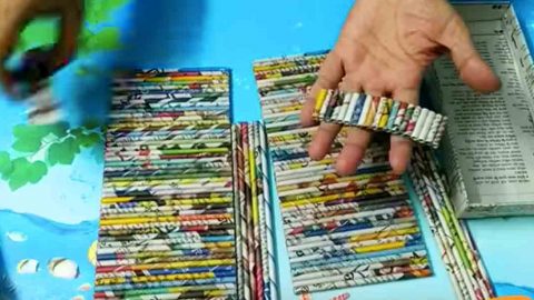 What She Makes Out Of The Newspapers Is Brilliant And Super Easy. Learn How! | DIY Joy Projects and Crafts Ideas