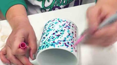 How to Tie Dye A Coffee Mug | DIY Joy Projects and Crafts Ideas